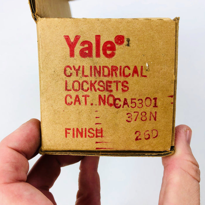 Vintage Yale Passage Closet Door Knob CA5301 378N 26D Satin Chrome Cylindrical