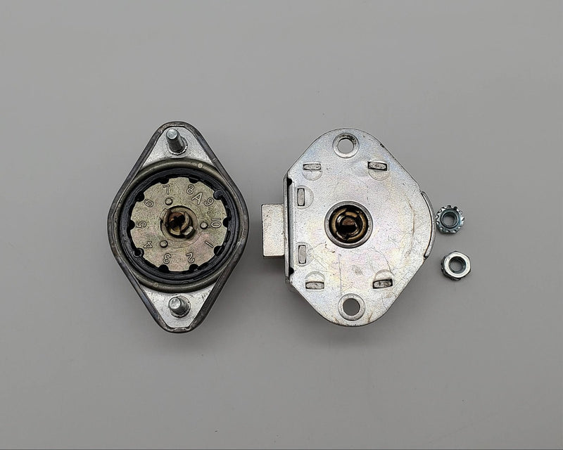 2x Master Lock 1631 Built-in Combination Padlock Locker w Code Hinge Left NO KEY 8