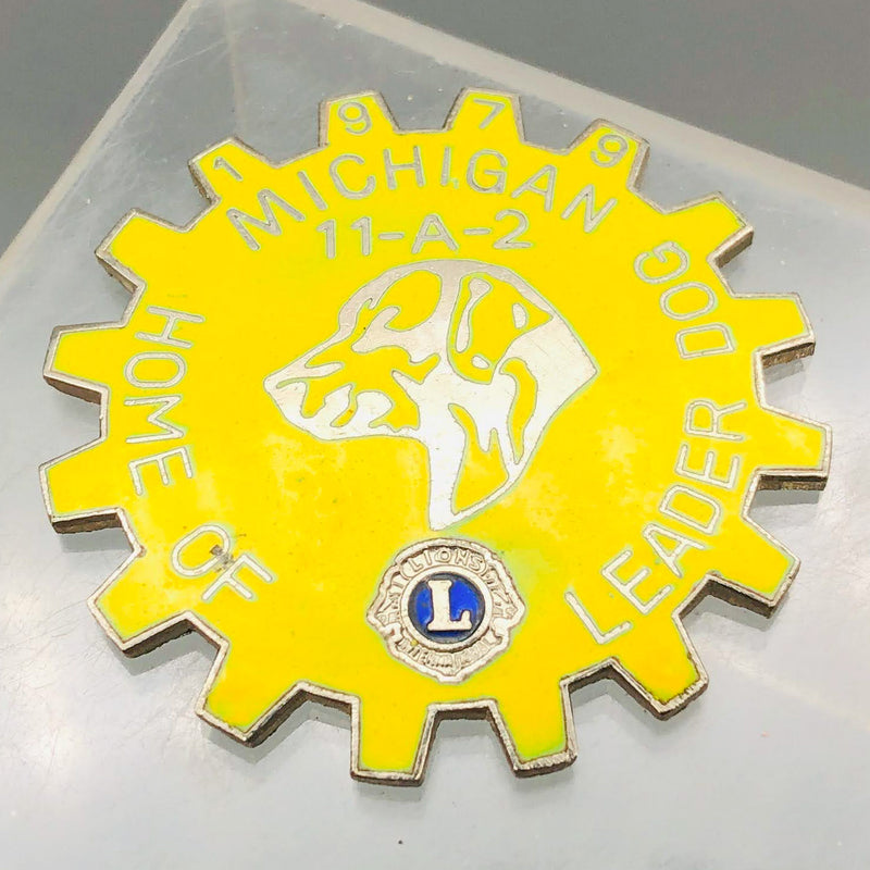 Vintage Lions Club Lapel Pin Pinback Michigan Leader Dog Home Cog Gear Yellow
