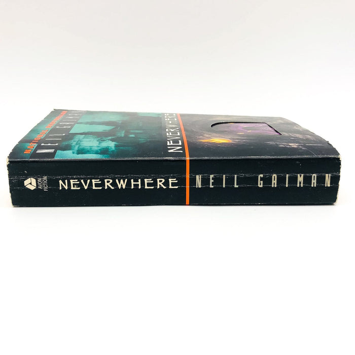 Neverwhere Paperback Neil Gaiman 1998 London England Underground World Danger 3