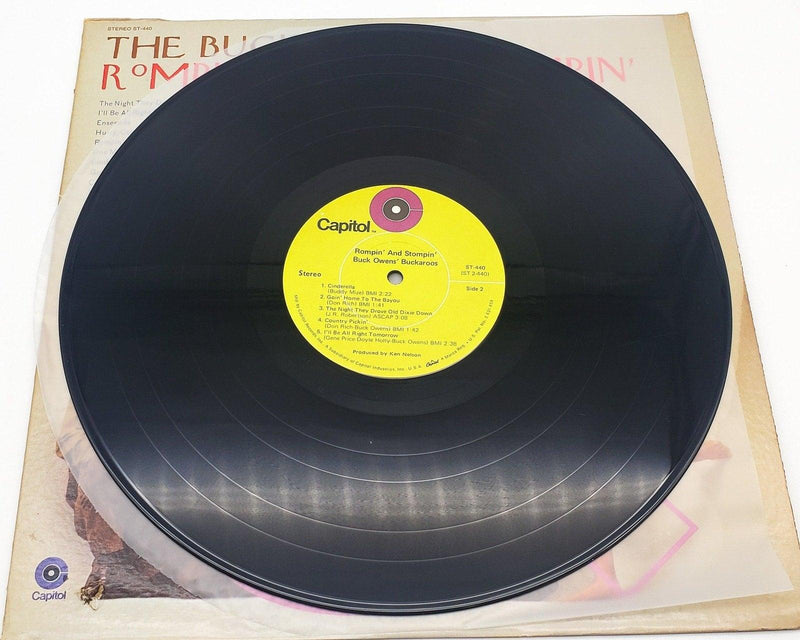 The Buckaroos Rompin' & Stompin' 33 RPM LP Record Capitol Records 1970 ST-440 6