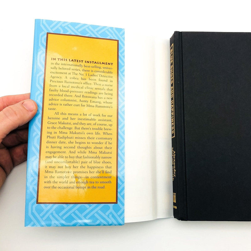 Blue Shoes And Happiness Hardcover Alexander McCall Smith 2006 Ladies Detective 6