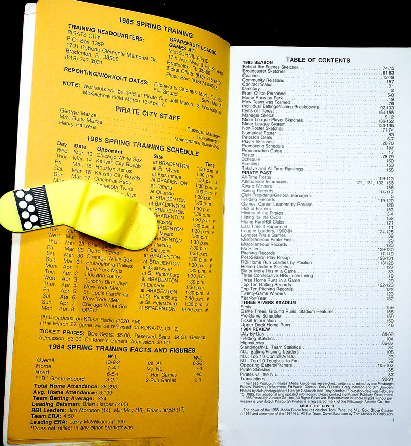 Pittsburgh Pirates 1985 Baseball Media Guide Booklet Tony Pena Gold Glove Winner