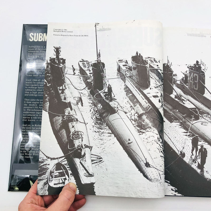 Submarines The Illustrated History Hardcover Richard Humble 1981 1st Edition 8