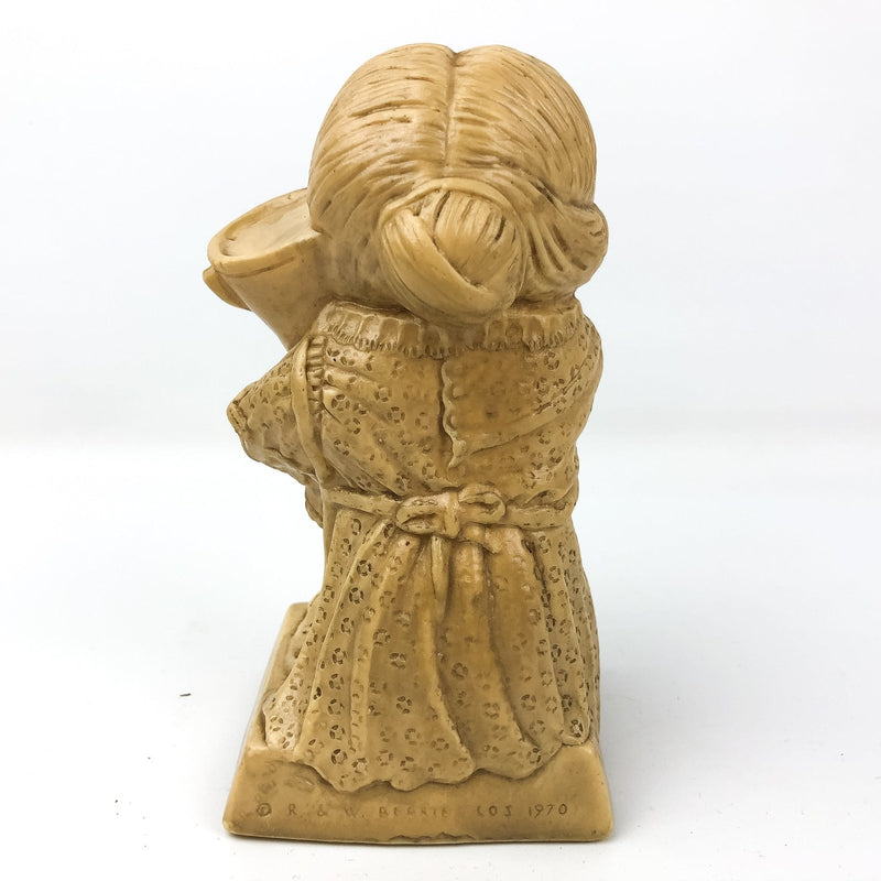 Russ Berries Figurine Mother Mom Gift Statue World's Best Mother Holding Trophy 5