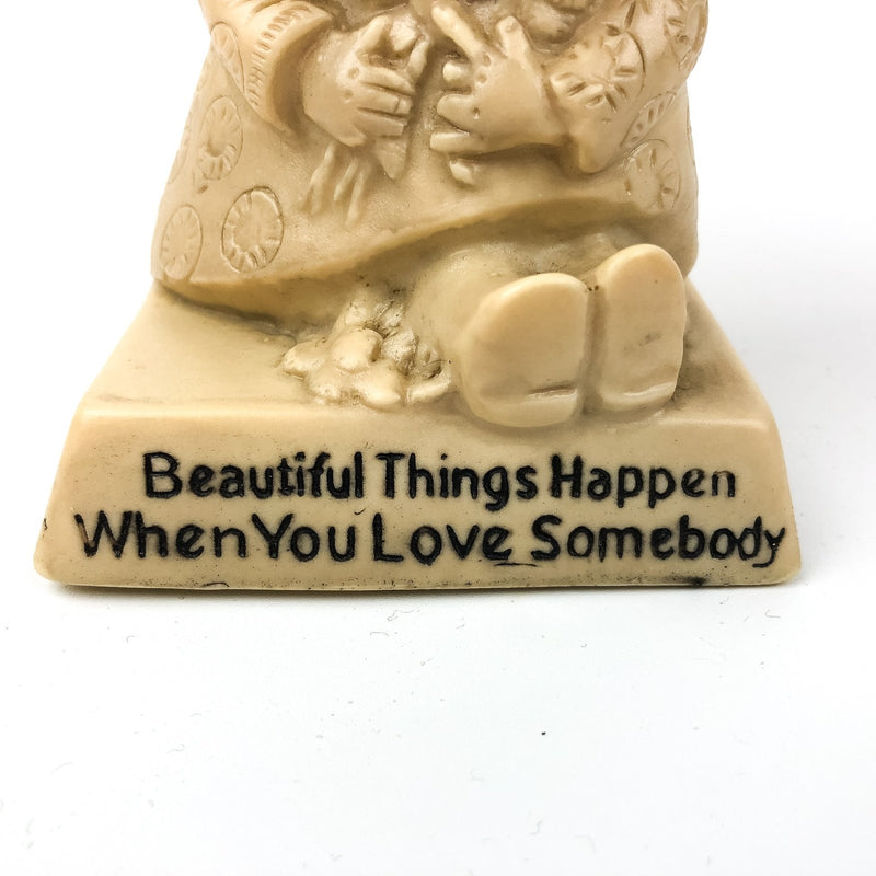 Russ Berries Figurine Beautiful Things Happen When You... Little Girl Big Eyes 3