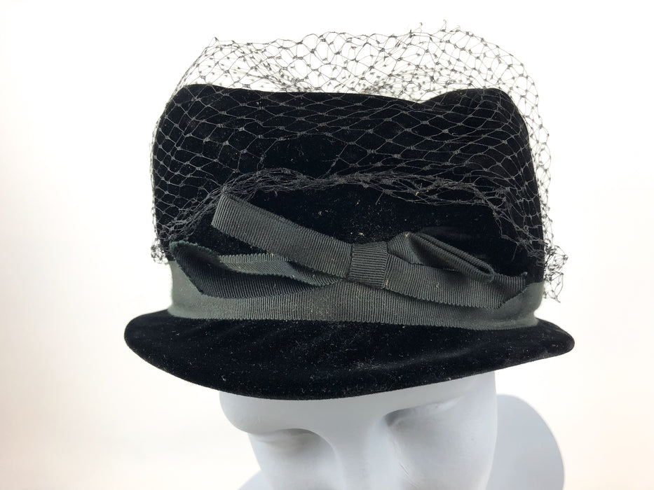 Vintage 1920s Cloche Crusher Hat Black Velvet Felt Grid w/ Plain Bow Ribbon