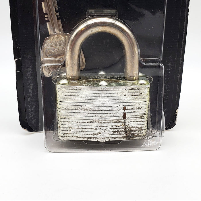 Vintage Master Padlock 500-D Laminated Multi-Spring Keyed USA Made NOS 3