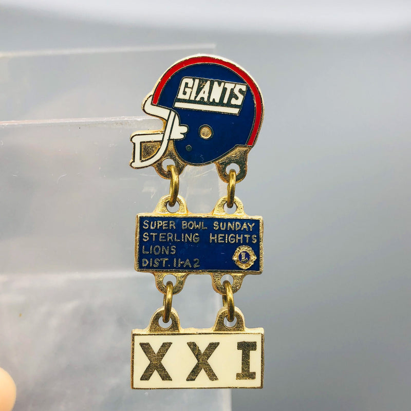 NY Giants Football Lapel Pin Super Bowl 21 Lions Club Sterling Heights MI 11-A2
