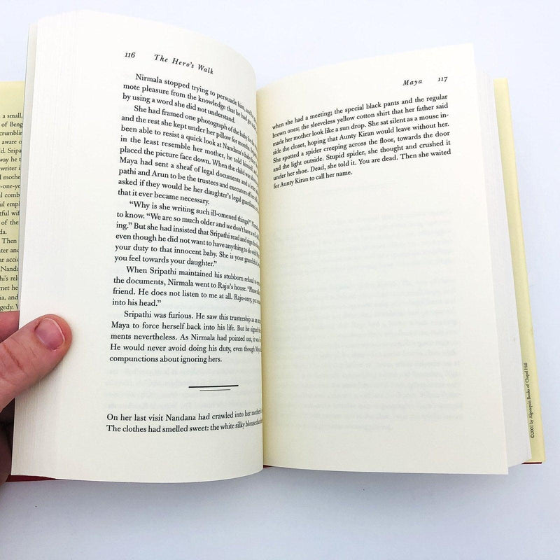 The Hero's Walk Hardcover Anita Rau Badami 2001 East Indian Family Relationships 9