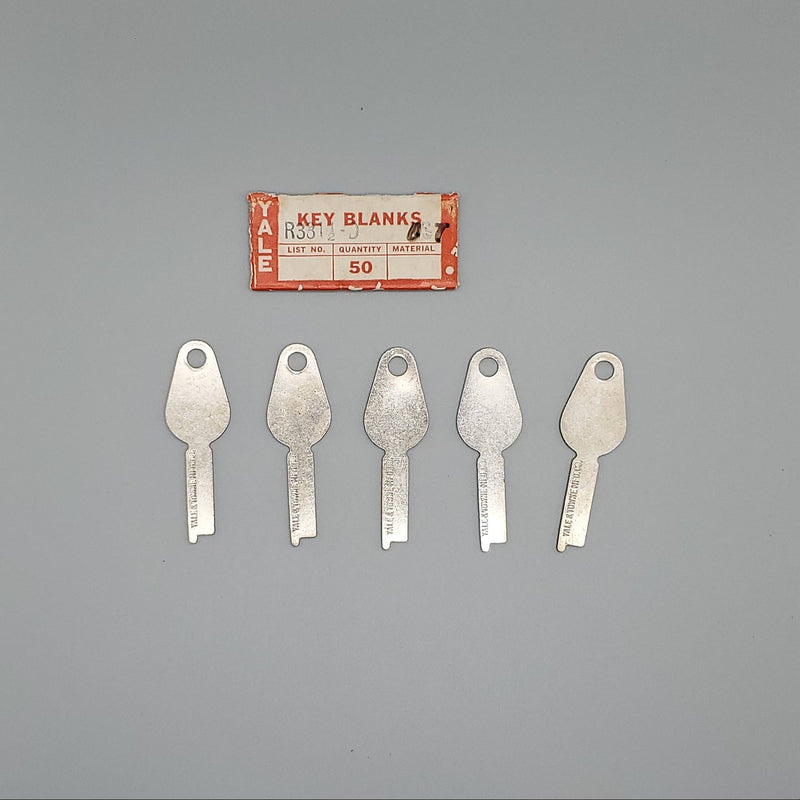 5x Yale R831 1/2 D Key Blanks Flat Steel NOS 3