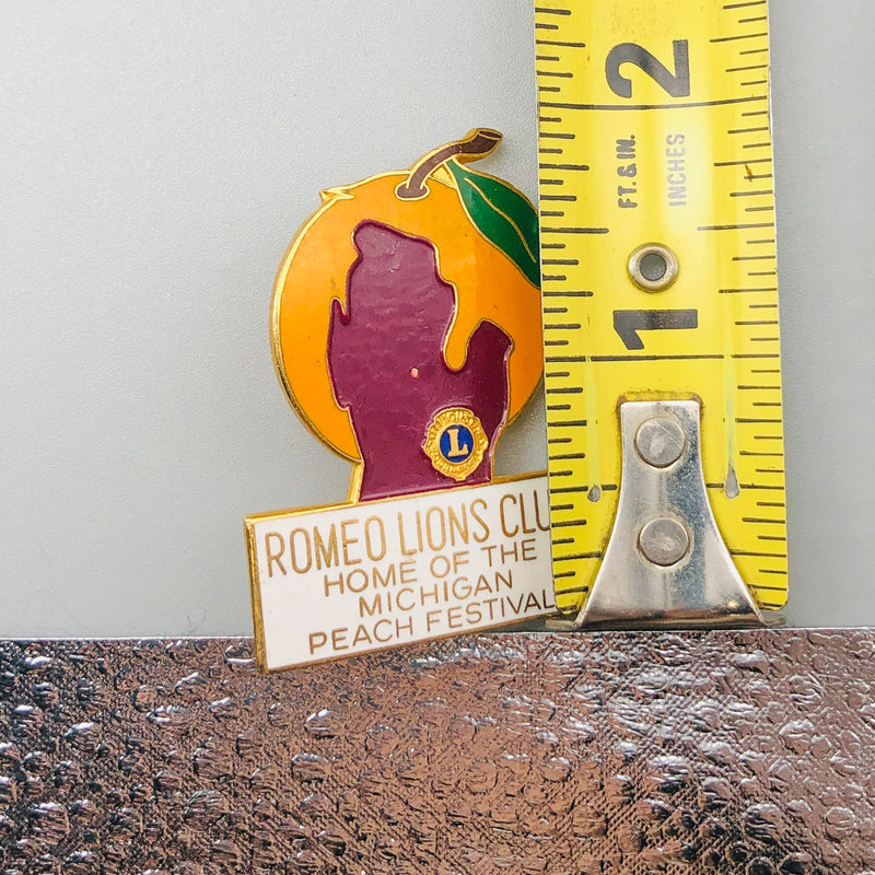 Vintage Romeo Lions Club Lapel Pin Pinback Michigan Peach Festival State Outline