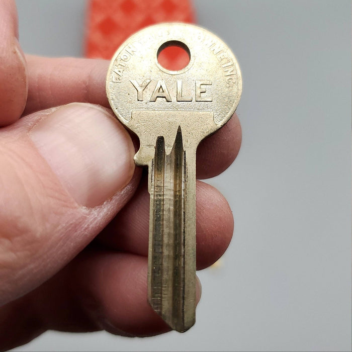 5x Yale RN13 1/2 Key Blanks JE Keyway Nickel Silver 5 Pin NOS 1