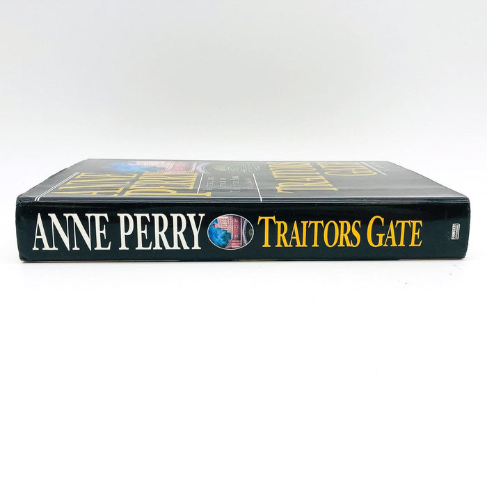 Traitors Gate Hardcover Anne Perry 1995 Women Detective England 1st Edition 3