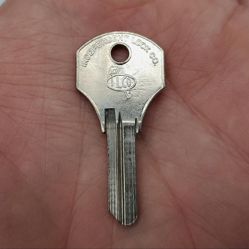 10x Ilco 1000W Key Blanks Nickel Plated Brass Corbin Cabinet Lock USA Made NOS