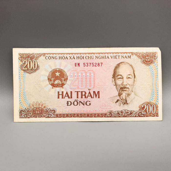 1987 Vietnam 200 Hai Tram Dong Banknote Bank Note Ho Chi Minh UM 5375287 Money