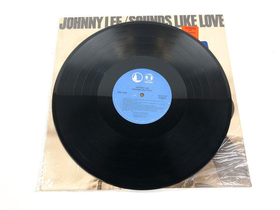 Johnny Lee Sounds Like Love 33 Record 60147-1 Elektra 1982 "Sounds Like Love" 6