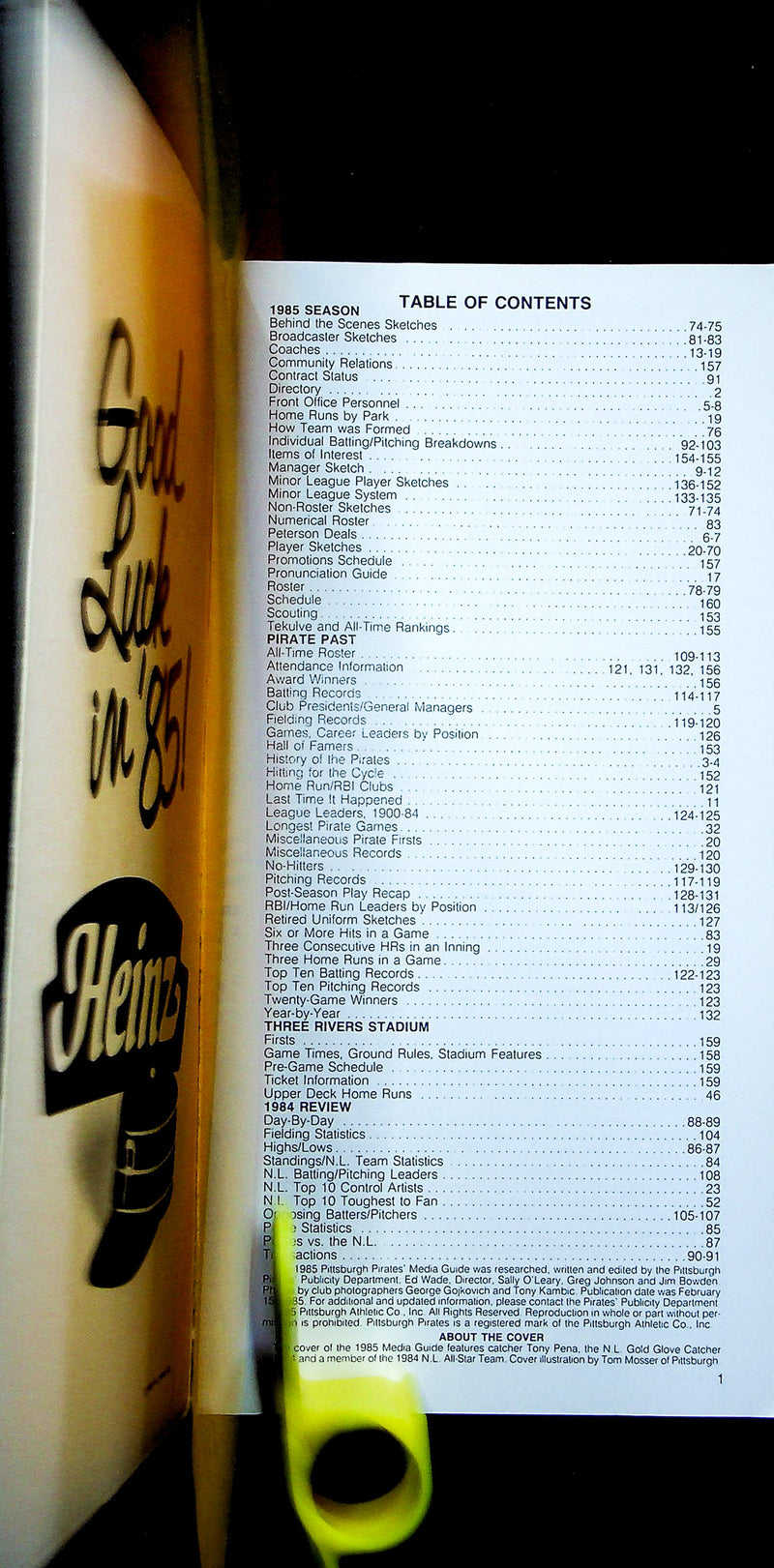 Pittsburgh Pirates 1985 Baseball Media Guide Booklet Tony Pena Gold Glove Winner