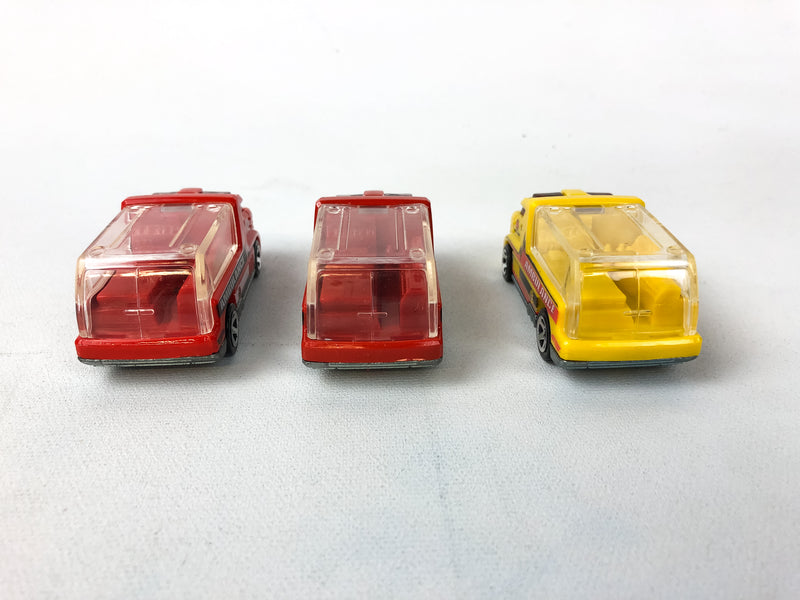 Hot Wheels Rapid Response Ambulance Red & Yellow Lot of 3 Malaysia 2010 Diecast
