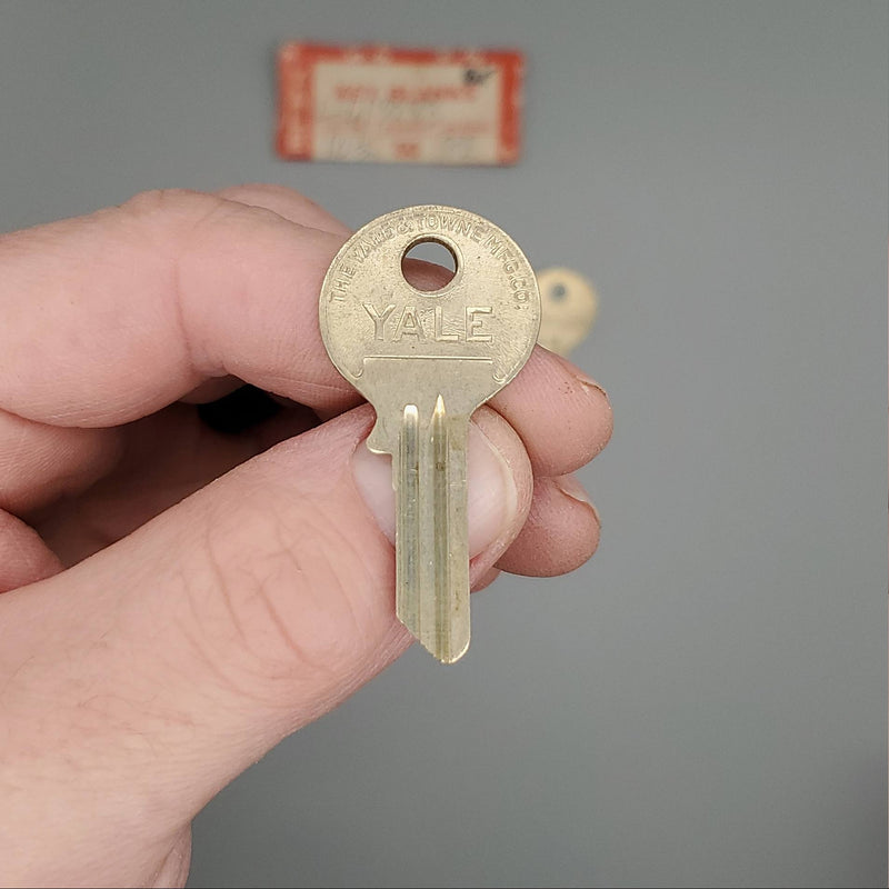 5x Yale RN10 1/2 Key Blanks GE Keyway Nickel Silver 4 Pin NOS 1