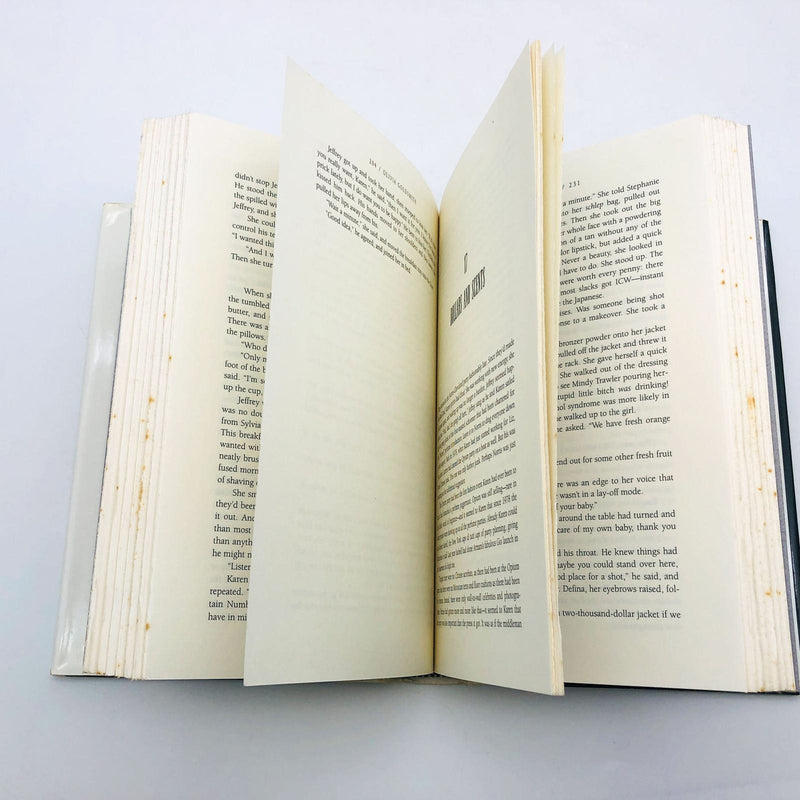 Fashionably Late Olivia Goldsmith Hardcover 1994 1st Edition Clothing Designer 8