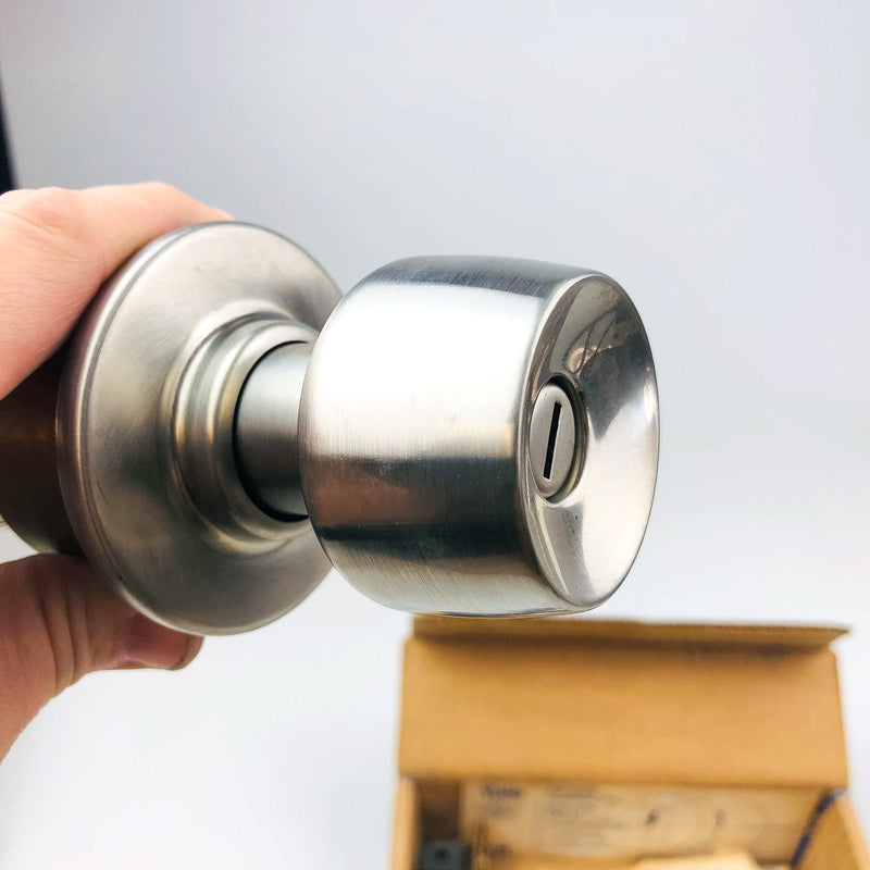 Yale Privacy Door Knob Locking 5302 Brandywine 378N US32D Polished SS New NOS 1