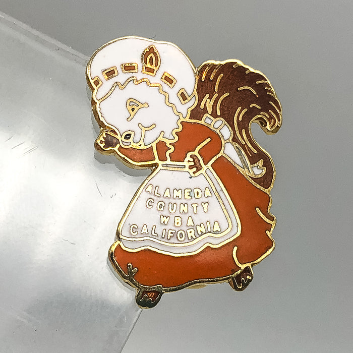 Womens Bowling Association Lapel Pin Almeda County California Colonial Squirl