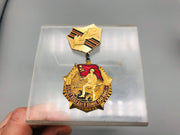 Vintage Soviet Russian Badge Award Lapel Pin Pinback 25 Years Of Victory 1972 5