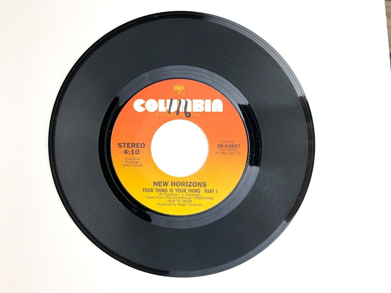 New Horizons 45 RPM 7" Single Your Thing is Your Thing Part 1 & 2 Columbia 1983 2