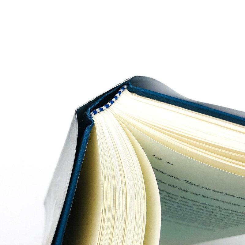 Saturday Hardcover Ian McEwan 2005 Middle Aged Men Iraq War Protest Road Rage 10