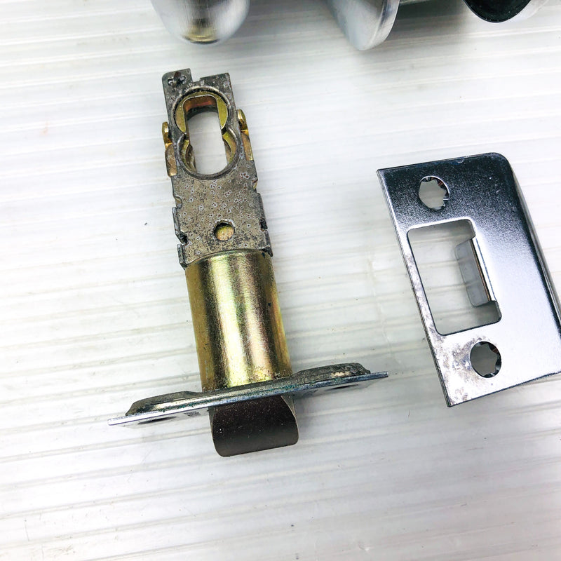 Schlage Privacy Locking Latch Doorknob F40N-00-PLY-626 Satin Chrome New 4177498T