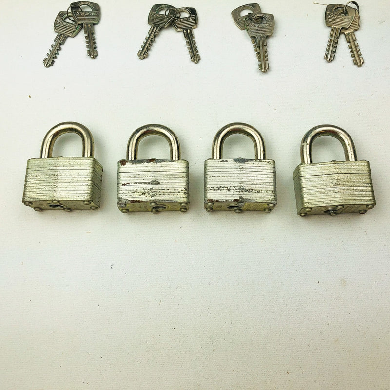 4ct Vintage No 500 Master Lock Padlock 1-1/8" Shackle New NOS Keyed Alike 371 8