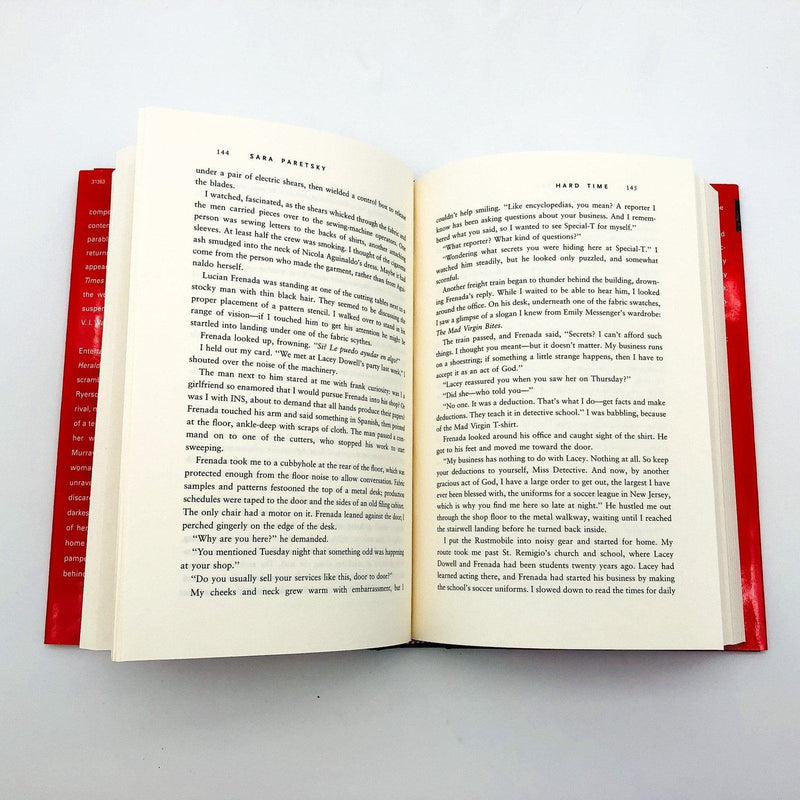 Hard Time Hardcover Sara Paretsky 1999 VI Warshawski Mystery Suspense 1st Editio 9