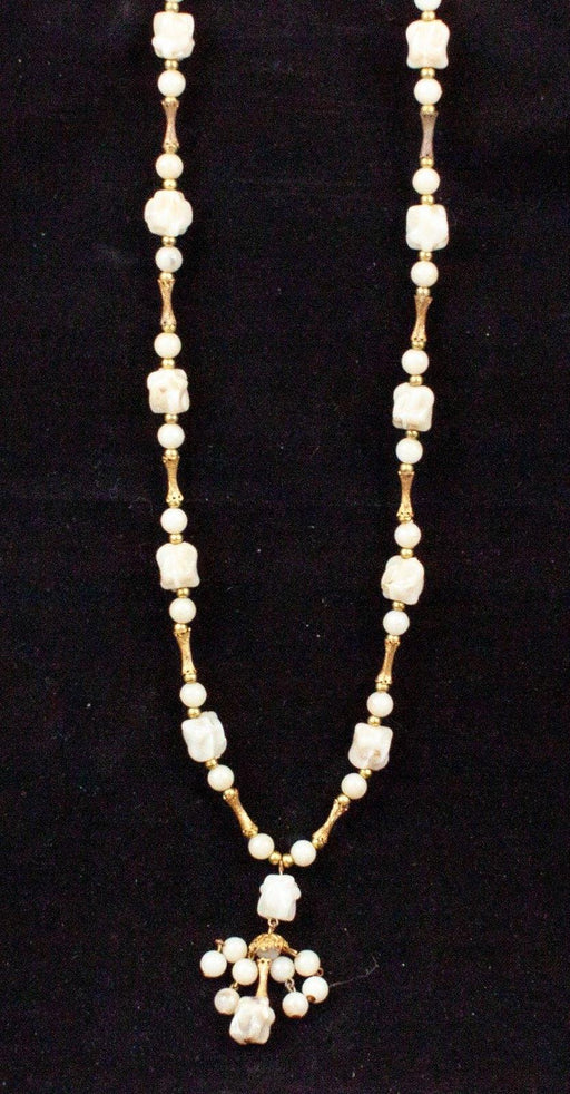 Vintage: White Cream Beaded Statement Necklace - w/ Gold Tone Accents | PREOWNED 1