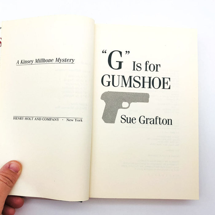 G Is For Gumshoe Hardcover Sue Grafton 1990 Kinsey Millhone Mystery 7