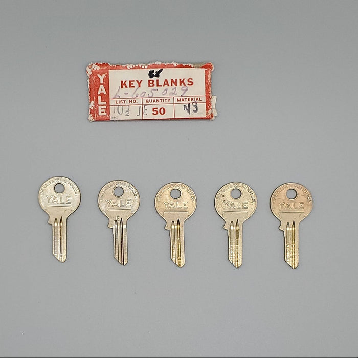5x Yale RN10 1/2 Key Blanks JE Keyway Nickel Silver 4 Pin NOS 3