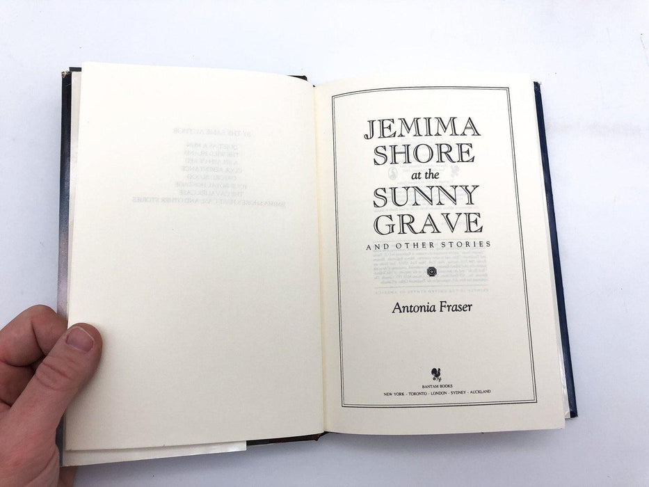 Jemima Shore at the Sunny Grave Antonia Fraser 1993 Bantam Books Hardcover 7