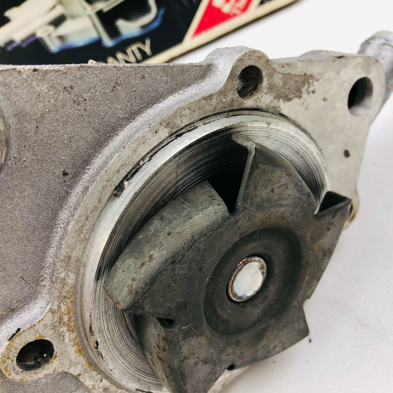 McQuay Norris PC-583 Water Pump For 1990 Jeep Cherokee 2.5L L4 New NOS J8134321