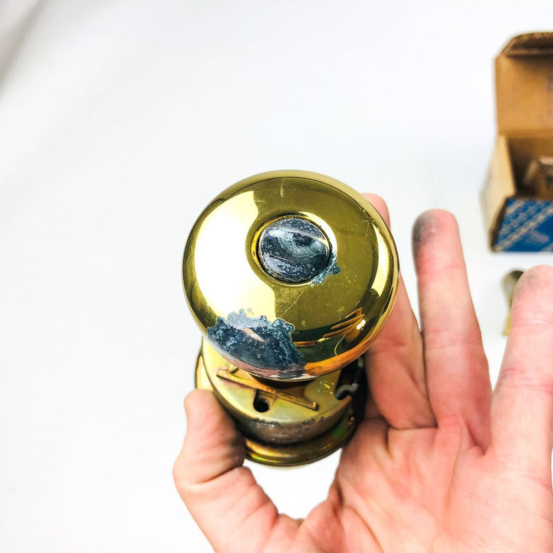 Yale Entry Door Knob Lockset LF5237 Litchfield 380AN US03 Bright Brass KA2 Damag 6