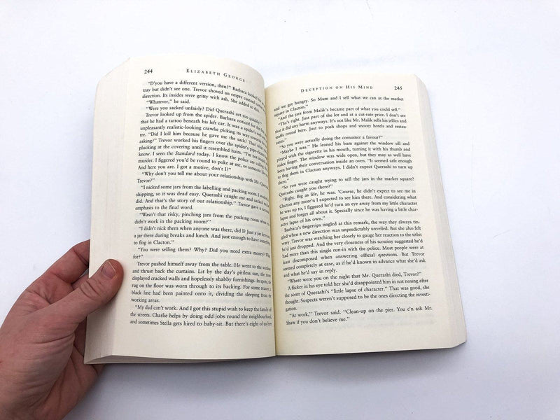 Deception on His Mind Elizabeth George 1997 Bantam Book Paperback First Edition 8