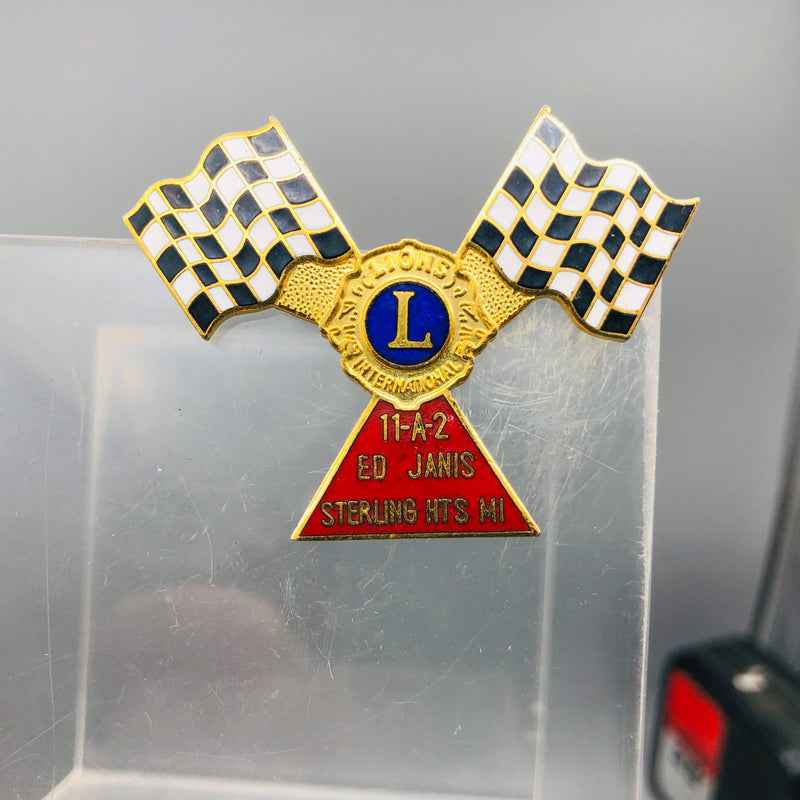 Vintage Lions Club Lapel Pin Pinback Sterling Heights Michigan 11-A-2 Ed Janis