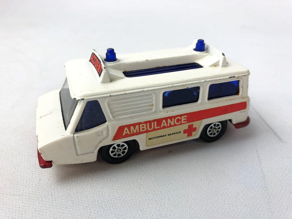 Corgi Motorway Ambulance #700 Diecast Hi-Speed Service #1278081 1:43 1973 2