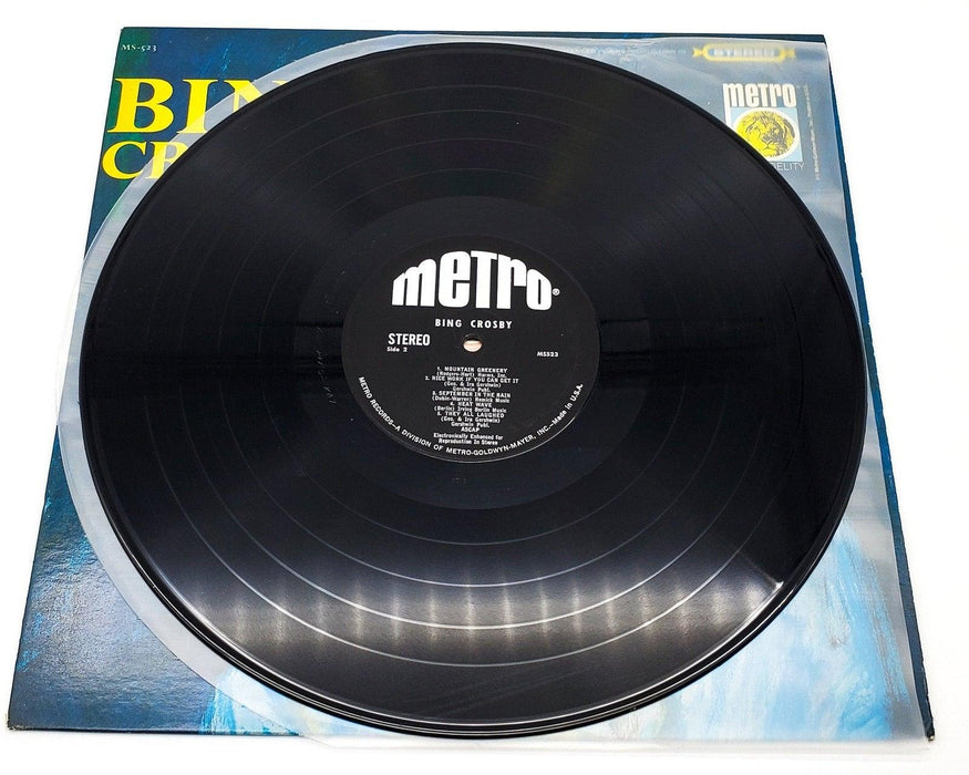 Bing CrosbySelf Titled 33 RPM LP Record Metro Records 1965 MS-523 5