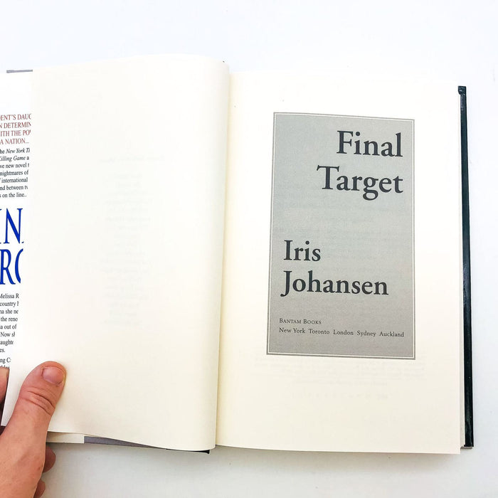 Final Target Hardcover Iris Johansen 2001 1st Edition Terrorism Politics Trauma 7