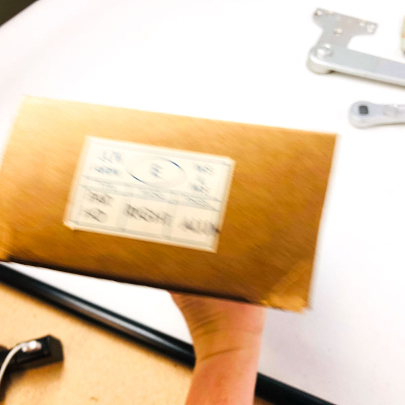 LCN Size E Potbelly Closer Arm RH PAR HO ALUM Parallel Mount Hold Open