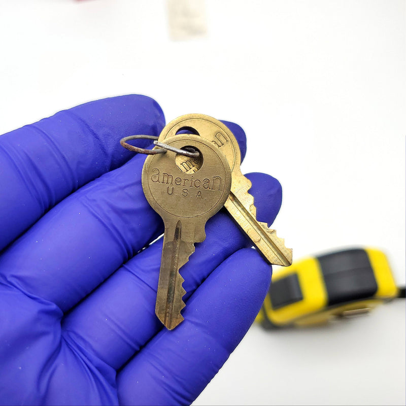 American Lock Padlock No 105 Solid Body 1.25" Shackle Brass Color USA Made NOS