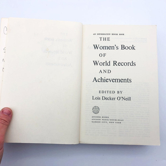 The Womens Book of World Records Achievements Paperback Lois Decker O Neill 1979 7