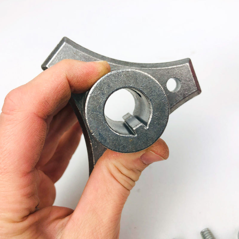 Briggs and Stratton 1739073YP Hub Impeller Genuine OEM New Old Stock NOS