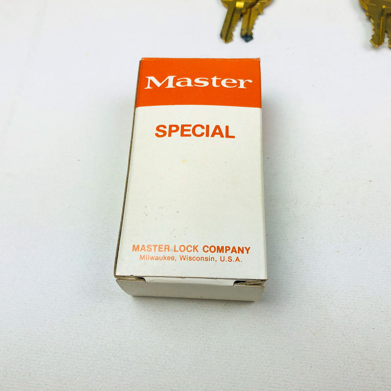 2ct Vintage No 3 Master Lock Padlock 1-7/8" Shackle Special New Keyed Alike 0536