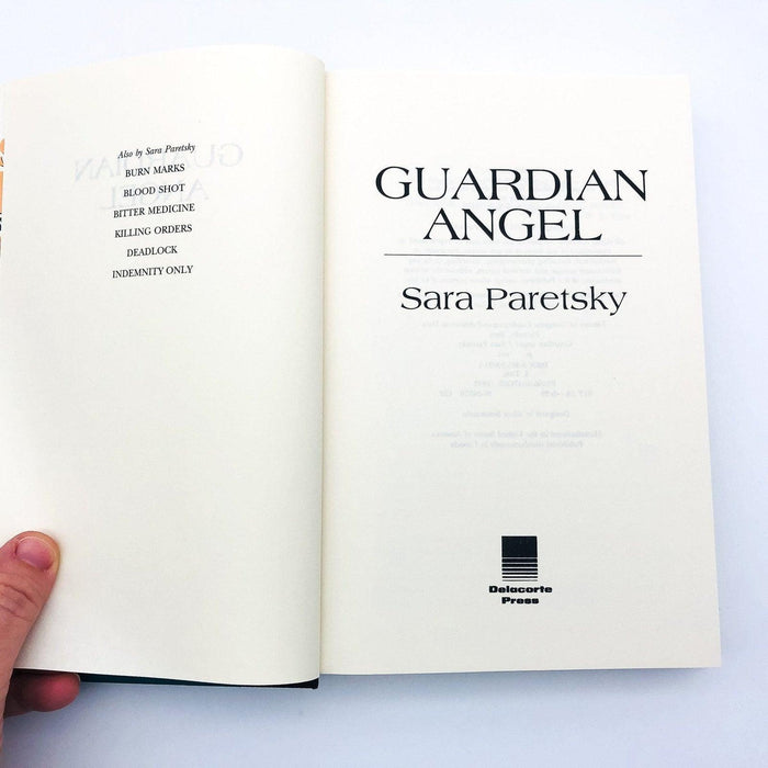 Guardian Angel Hardcover Sara Paretsky 1992 V. I. Warshawski Mystery Copy 1 7